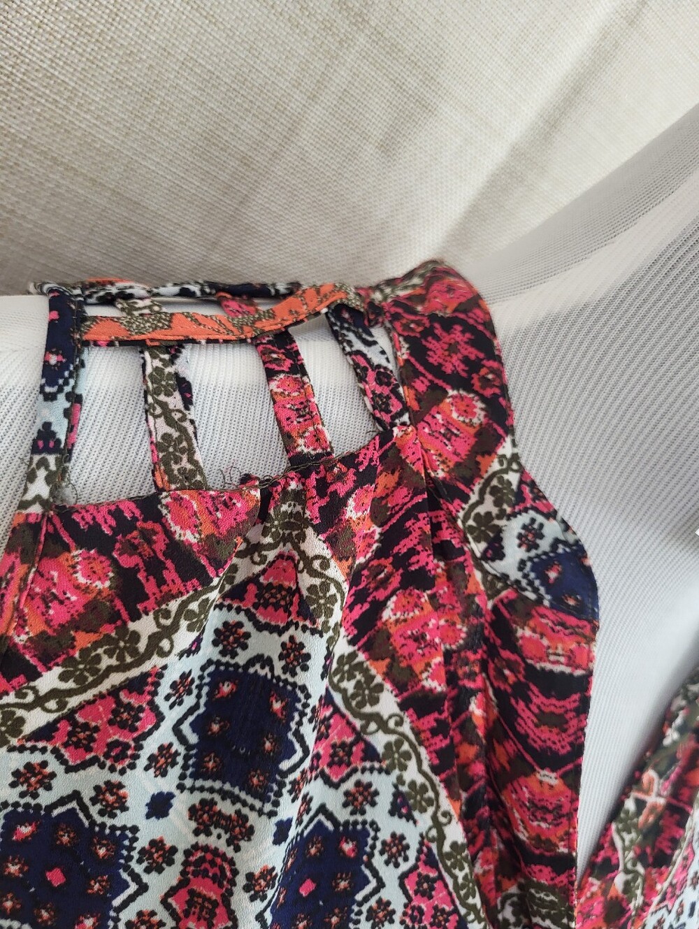 Takara Women's Multicolor Hi-Lo Sleeveless Blouse Tunic Boho Hippie Size Small - Picture 6 of 12